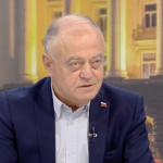 Атанас Атанасов: Най-фрапиращото е, че се понижава звеното по линия на Русия – от самостоятелна дирекция, става отдел. Това как кореспондира с годишния доклад, който беше приет също от МС, че основната заплаха за българската национална сигурност е дейността на руската агентура в България?